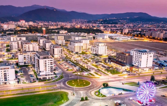 Cartier Coresi Night View